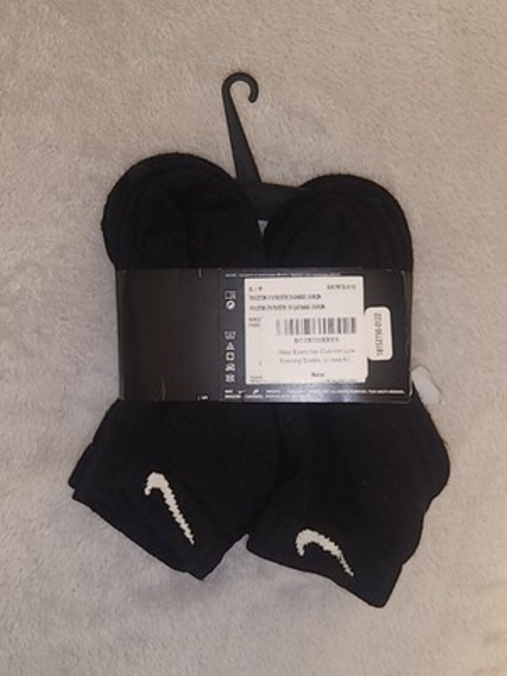Nike Socks 6 Pair Size SMALL WMN 4-6 YTH 3Y-5Y *FREE SHIP* - Picture 2 of 2